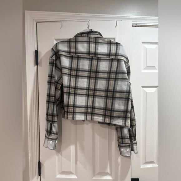 Cropped jacket - Picture 3 of 3